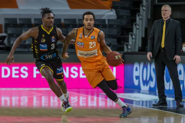 不仅表明了 不仅表明了