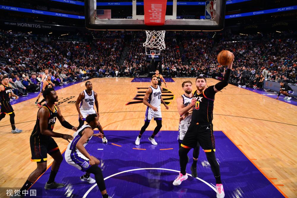 球在国际舞 球在国际舞