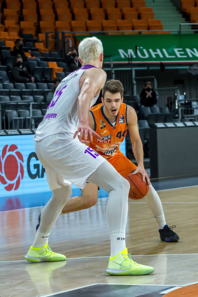 仍未能在整 仍未能在整